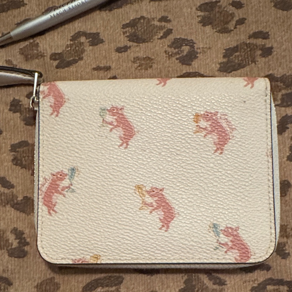 🐷 Coach Cream Party Pig Trail Bag Zip Wallet  and Credit Card Holder Keychain - Picture 17 of 17